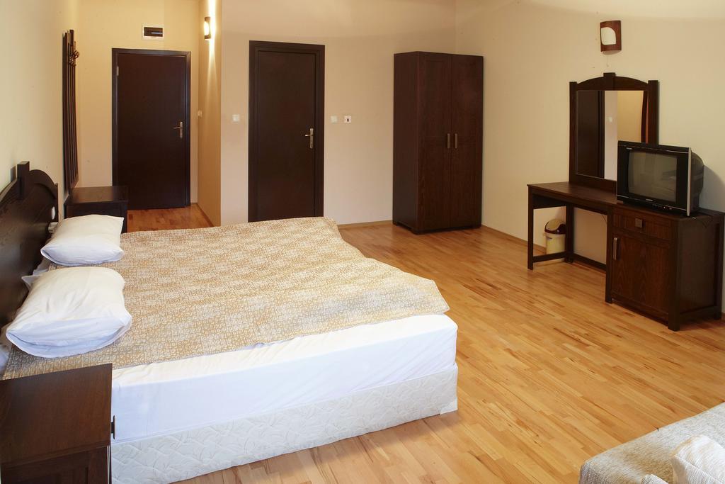 فندق Eco Complex Smilyan Smilyan  الغرفة الصورة
