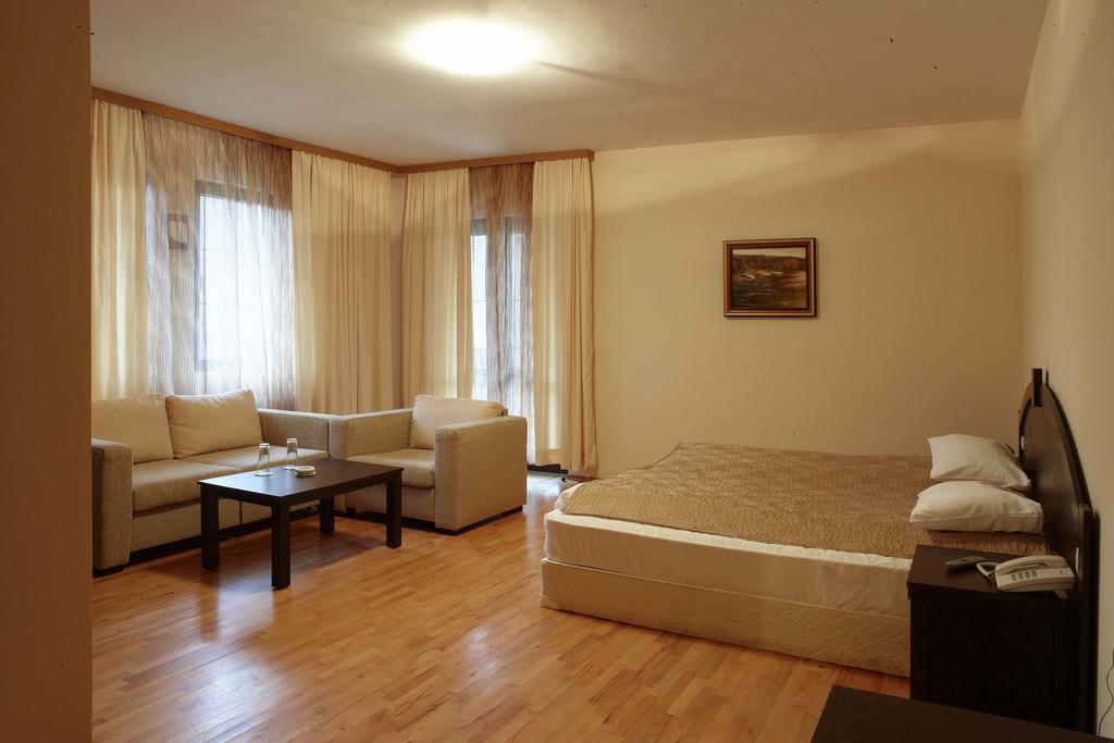 فندق Eco Complex Smilyan Smilyan  الغرفة الصورة